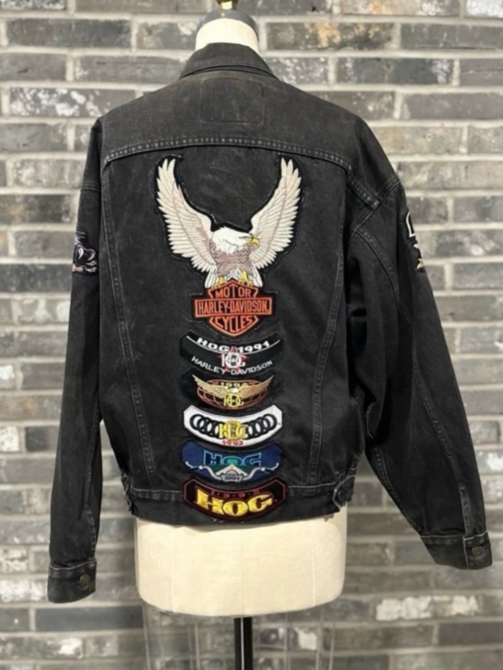 Vintage Levi 70507 Black Denim Trucker Jacket Harley-Davidson Chicago Men Small